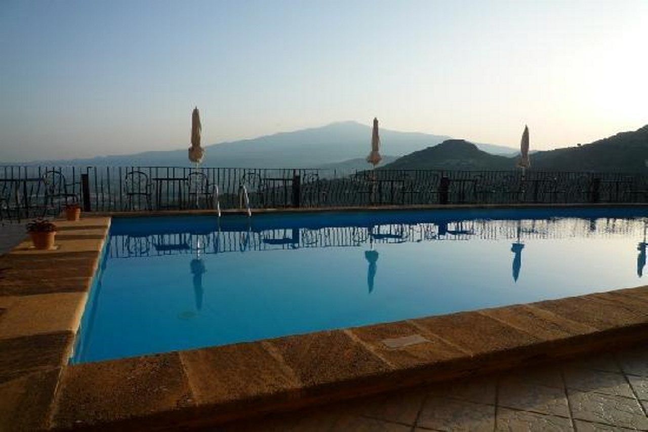 Hotel Sole Castello (Adults Only) Таормина Экстерьер фото