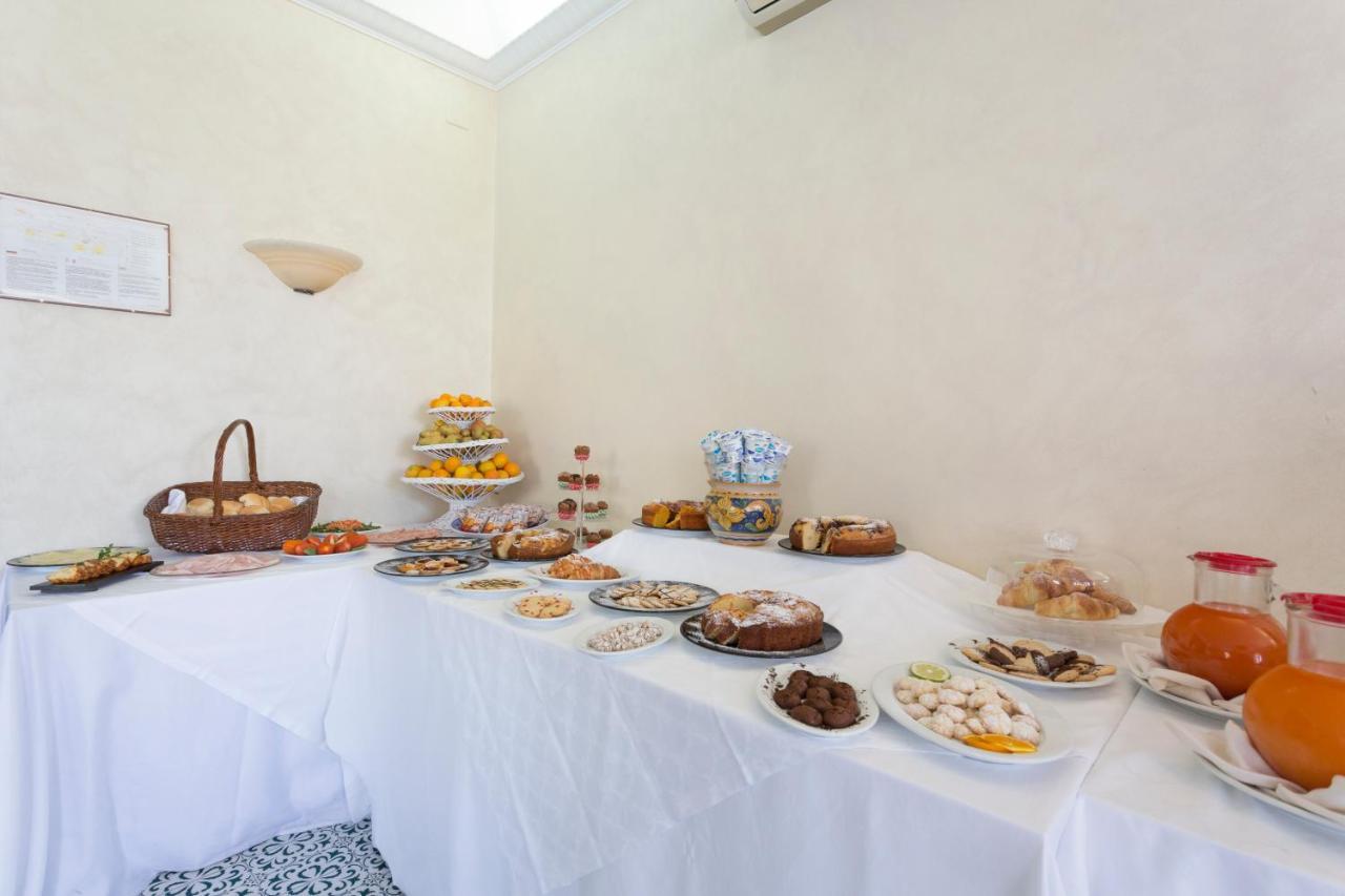 Hotel Sole Castello (Adults Only) Таормина Экстерьер фото