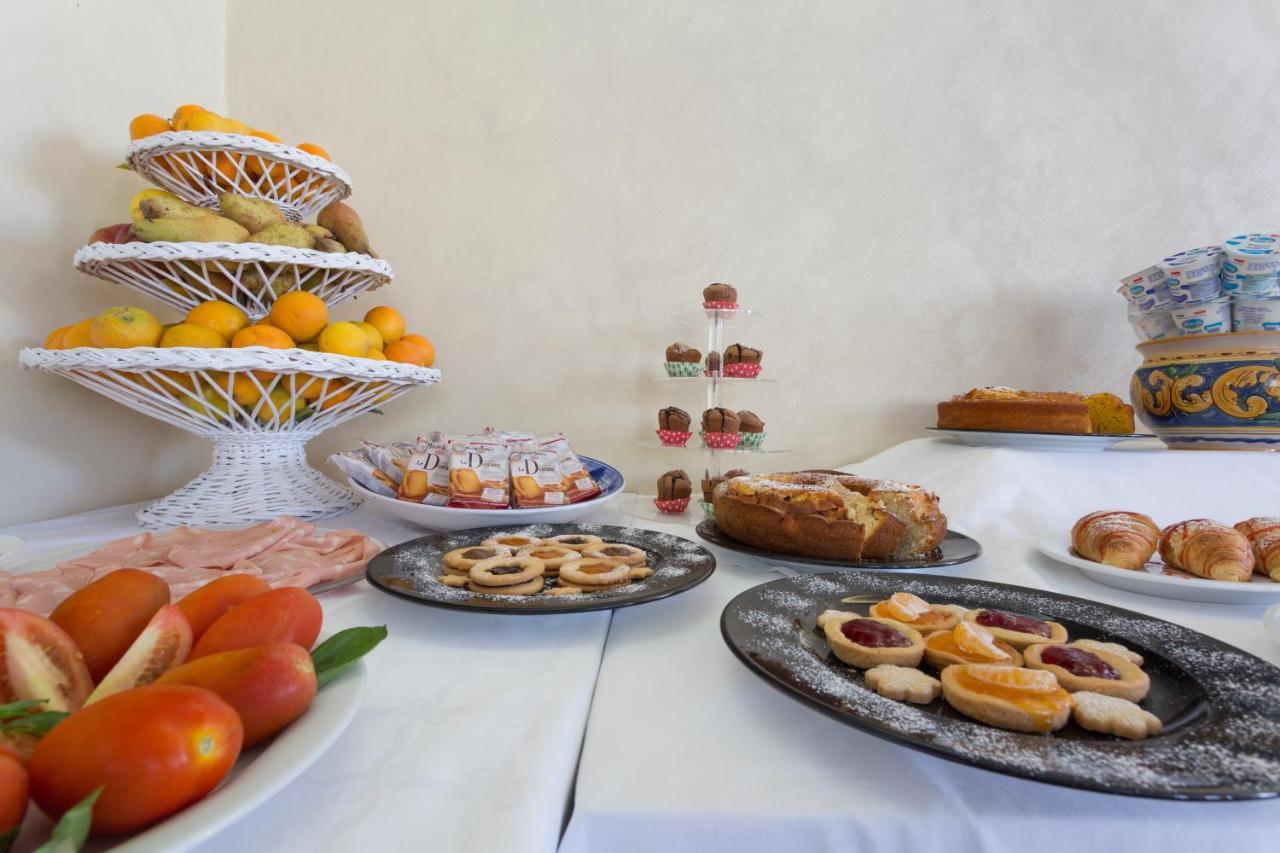 Hotel Sole Castello (Adults Only) Таормина Экстерьер фото