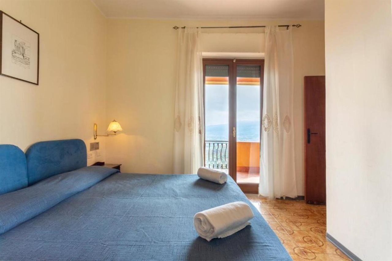 Hotel Sole Castello (Adults Only) Таормина Экстерьер фото